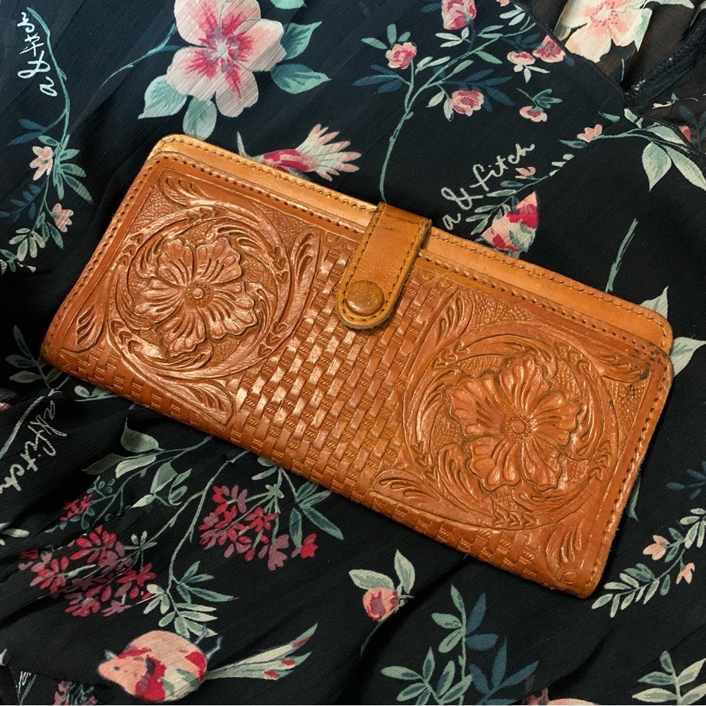 Tooled Leather Bifold Wallet